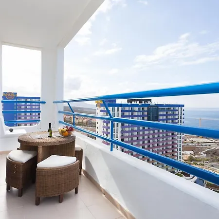 Welcome To Paradise Apartment